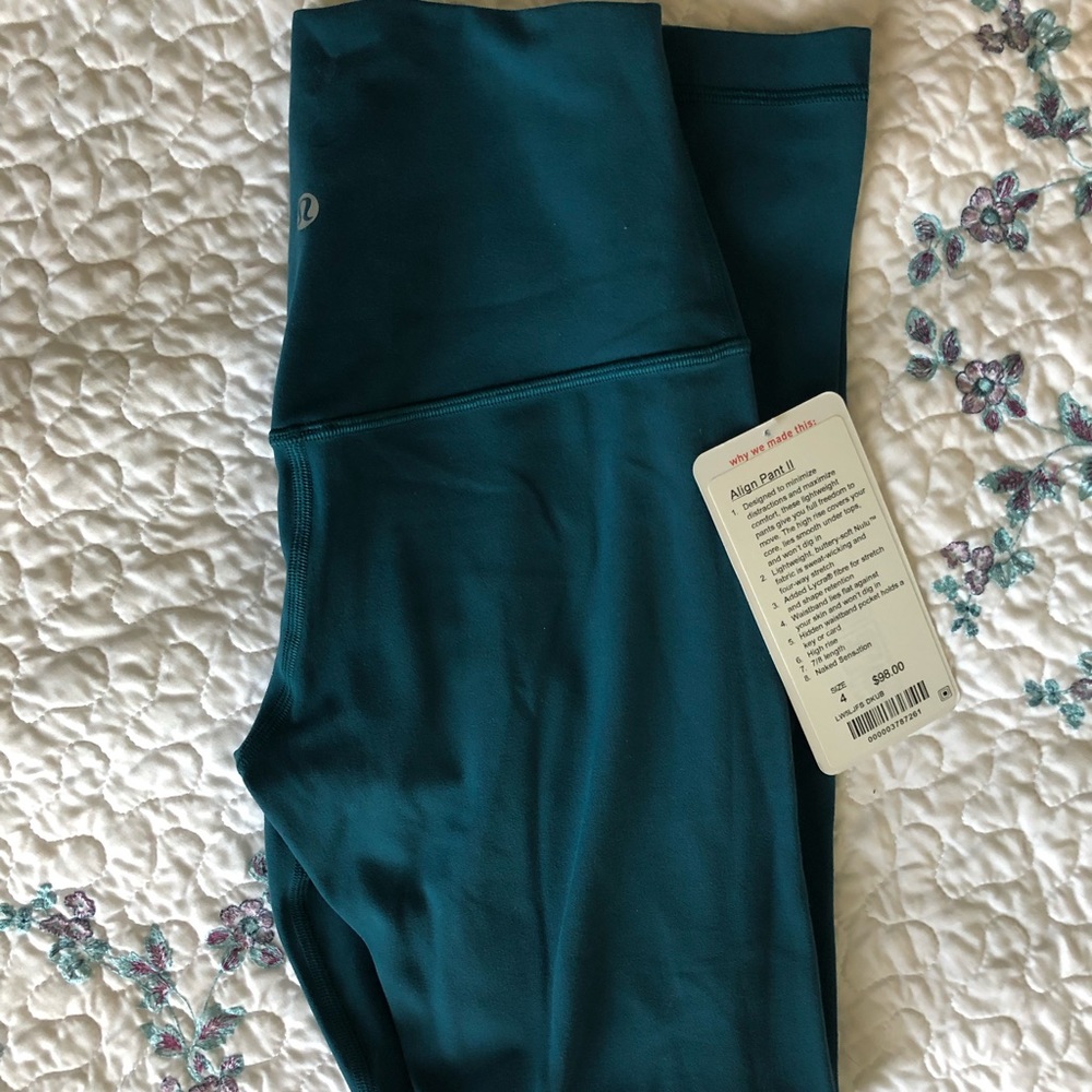 Lululemon align dark uniform blue size 4 25”